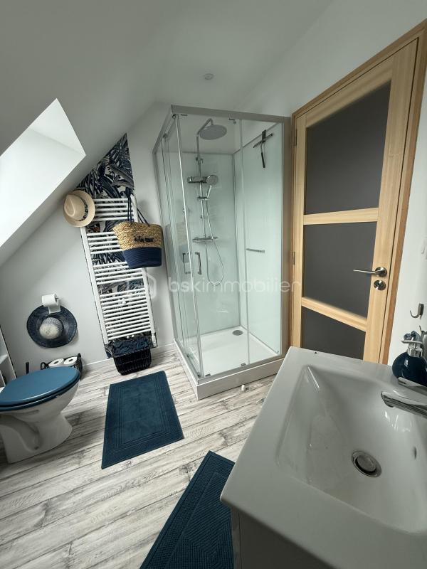 Maison en pierre - 195 m² - 11 pièces