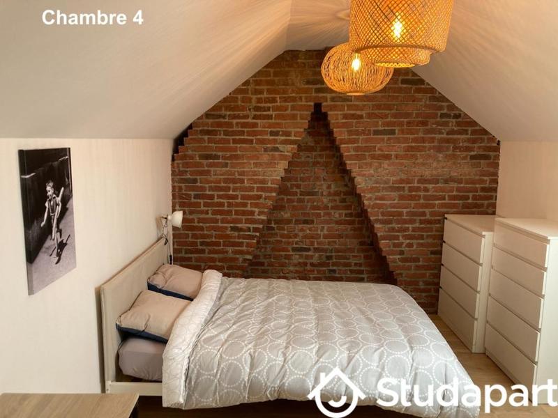 Chambre - 11 m² - 1 pièce