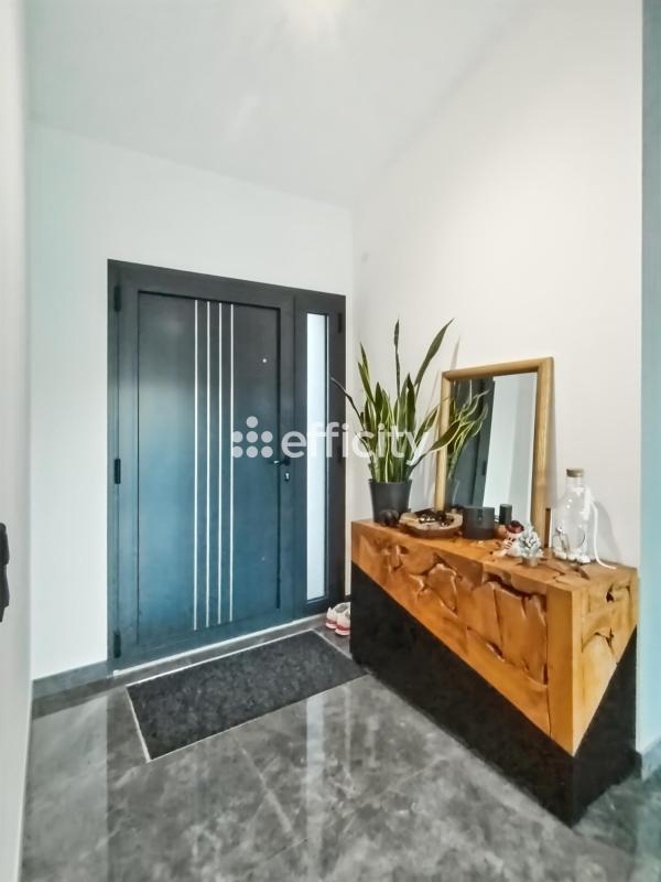 Pavillon - 151 m² - 5 pièces