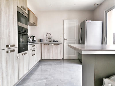 Maison - 130 m² - 6 pièces