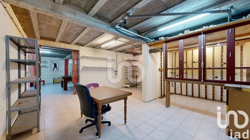 Maison - 213 m² - 6 pièces