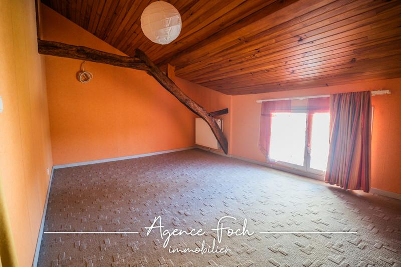 Maison - 202 m² - 5 pièces