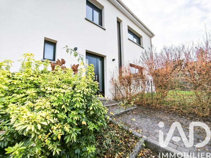 Maison - 189 m² - 9 pièces