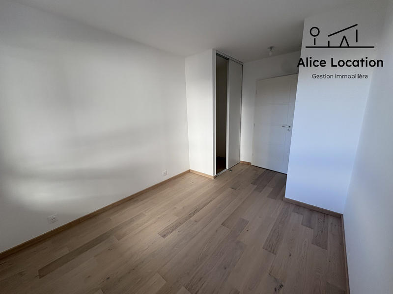 Appartement - 87 m² - 4 pièces