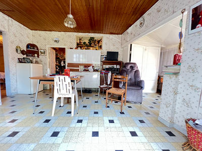 Maison - 164 m² - 8 pièces