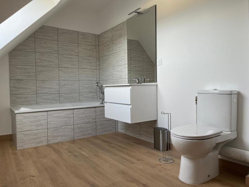 Maison - 102 m² - 4 pièces