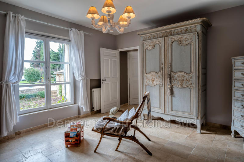 Bastide - 370 m² - 11 pièces