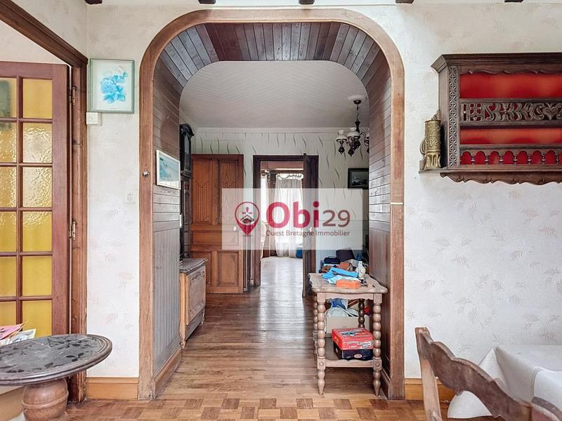 Maison - 139 m² - 11 pièces