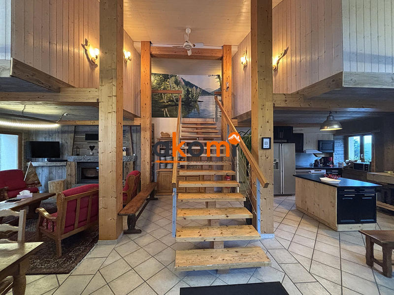 Maison - 510 m² - 20 pièces