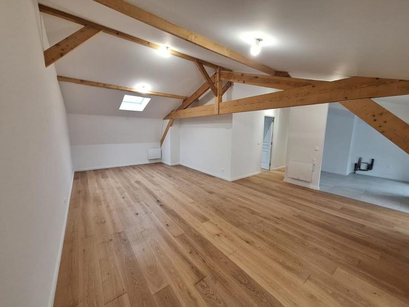 Appartement - 97 m² - 4 pièces