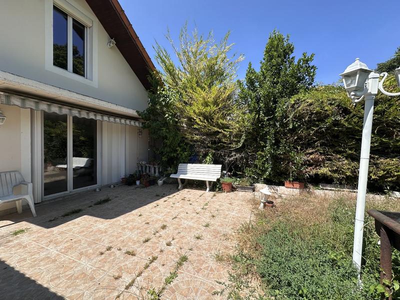 Maison - 135 m² - 6 pièces