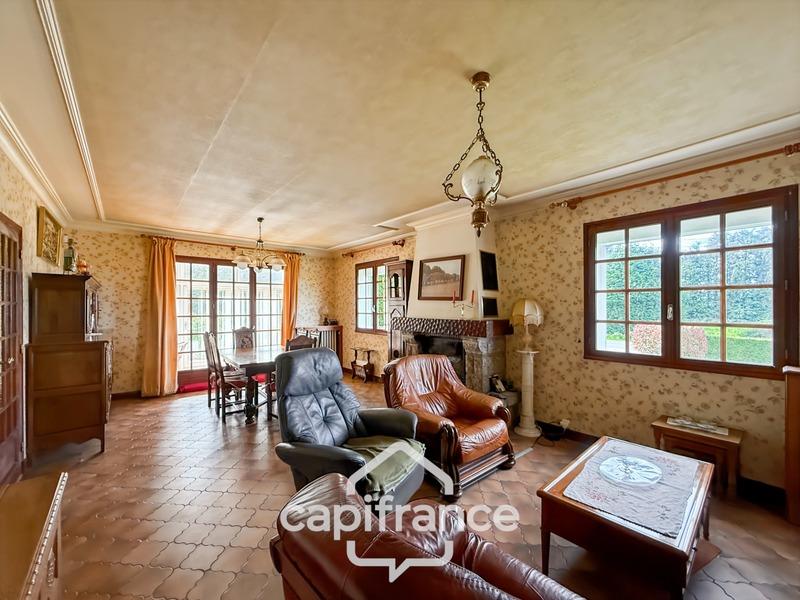 Maison - 162 m² - 7 pièces