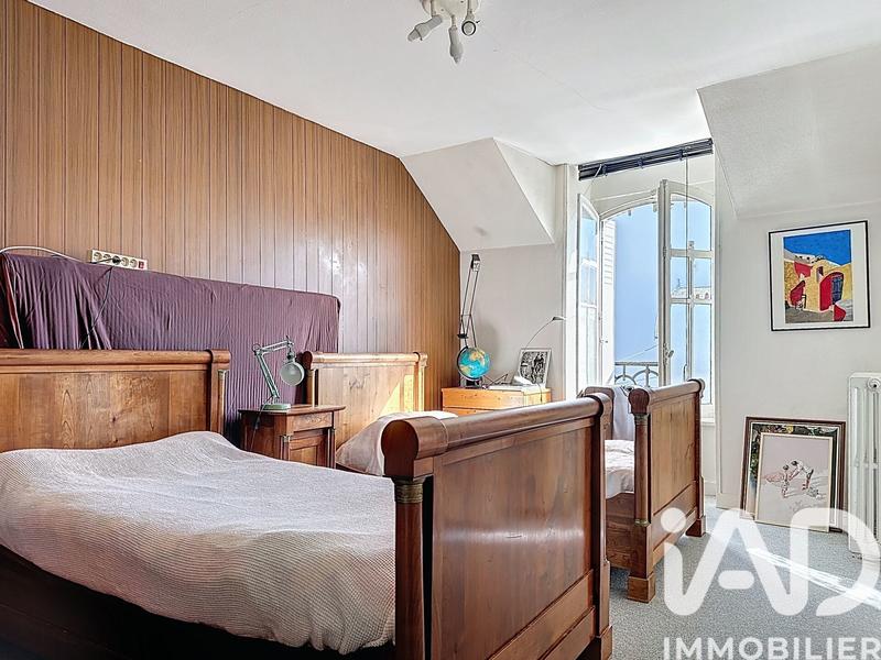 Maison - 269 m² - 11 pièces