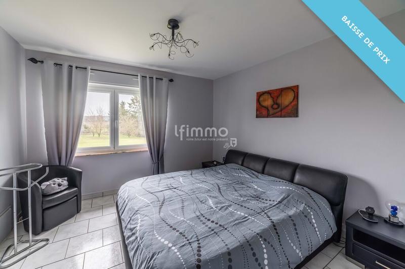 Maison - 99 m² - 5 pièces