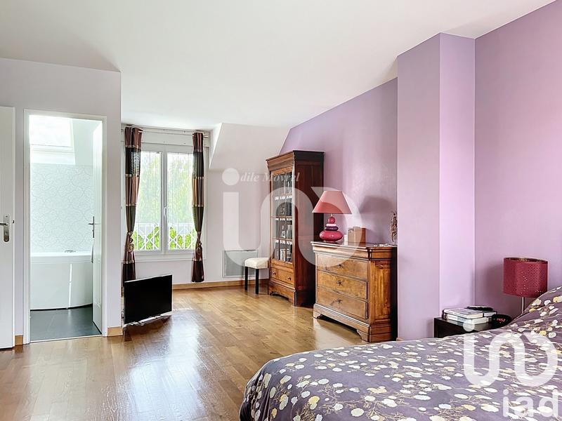 Maison - 140 m² - 6 pièces