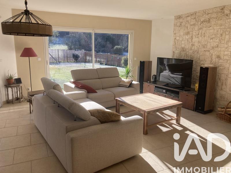 Maison - 140 m² - 6 pièces