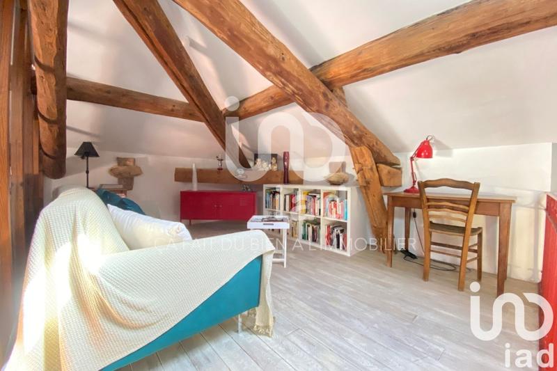 Maison - 200 m² - 8 pièces