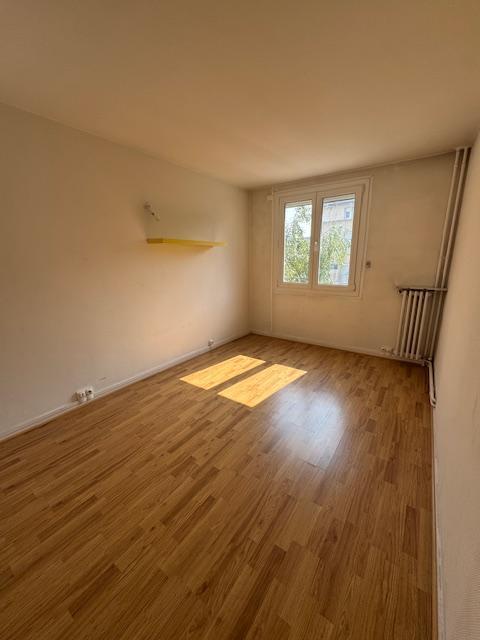 Appartement - 70 m² - 4 pièces