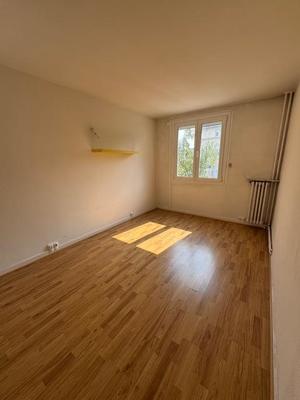 Appartement - 70 m² - 4 pièces