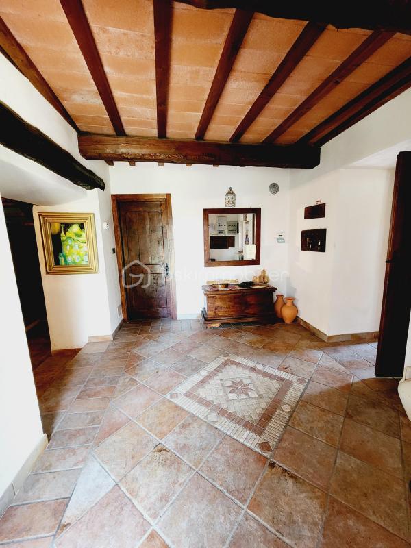 Mas - 180 m² - 5 pièces