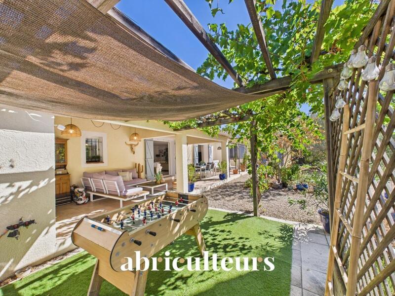 Maison ancienne - 261 m² - 12 pièces