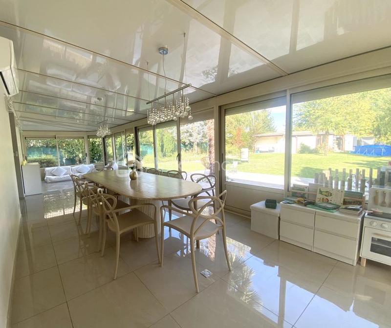 Pavillon - 155 m² - 7 pièces