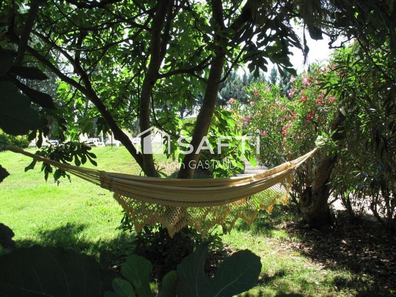 Maison - 399 m² - 20 pièces