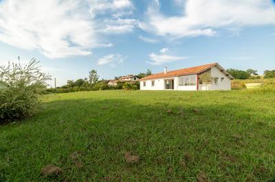 Maison - 99 m² - 4 pièces