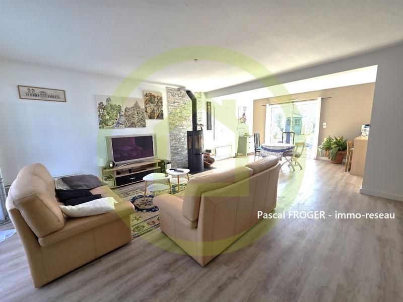 Maison - 137 m² - 7 pièces