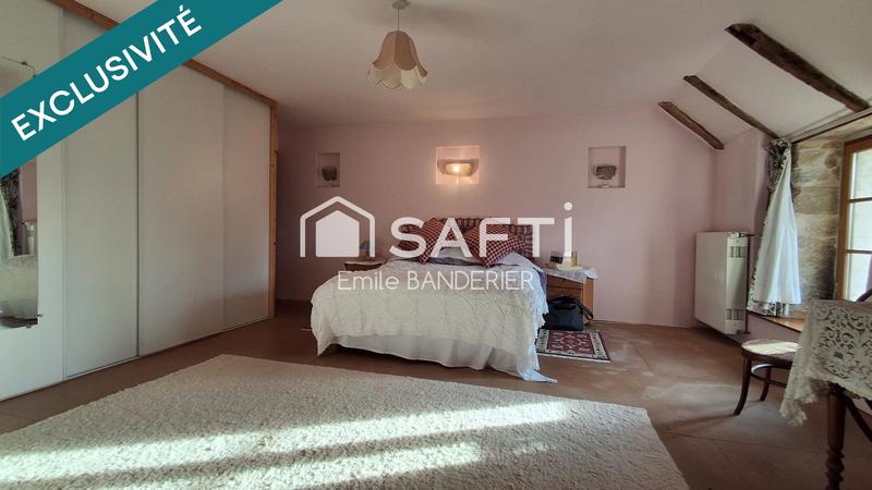 Maison - 234 m² - 6 pièces