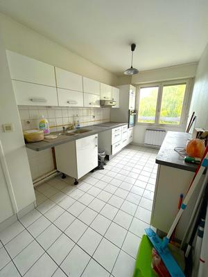 Appartement - 98 m² - 4 pièces