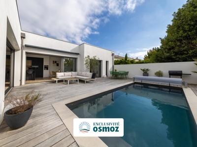 Maison contemporaine - 147 m² - 6 pièces