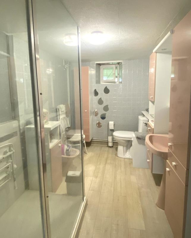 Maison ancienne - 186 m² - 8 pièces