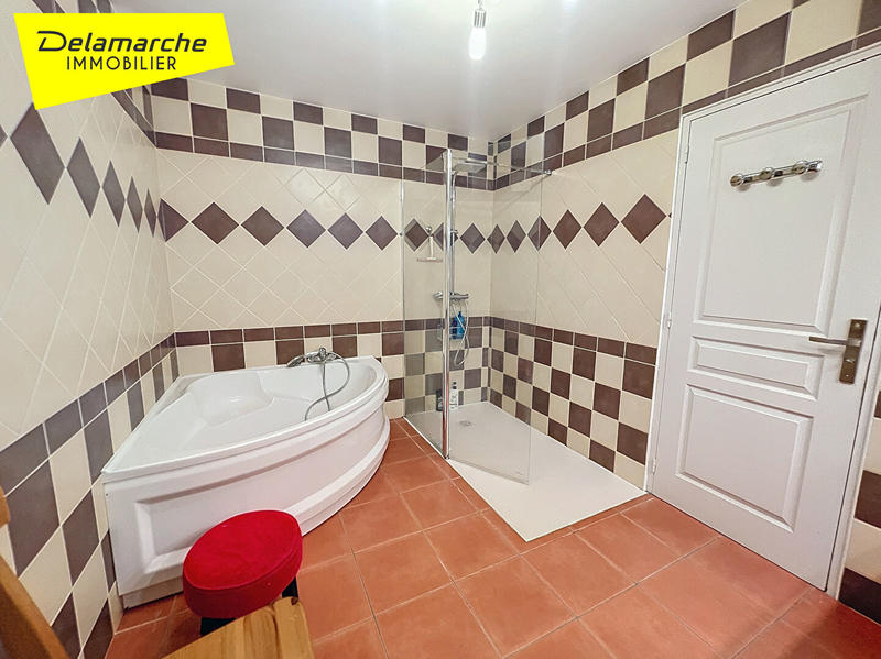 Maison - 175 m² - 6 pièces