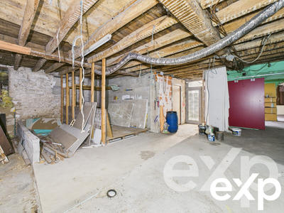 Maison traditionnelle - 151 m² - 5 pièces