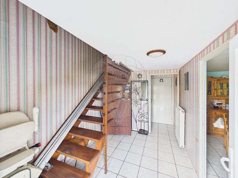 Maison - 93 m² - 5 pièces