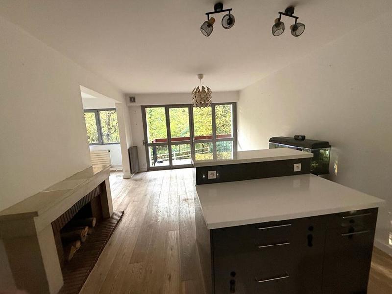 Appartement - 83 m² - 5 pièces