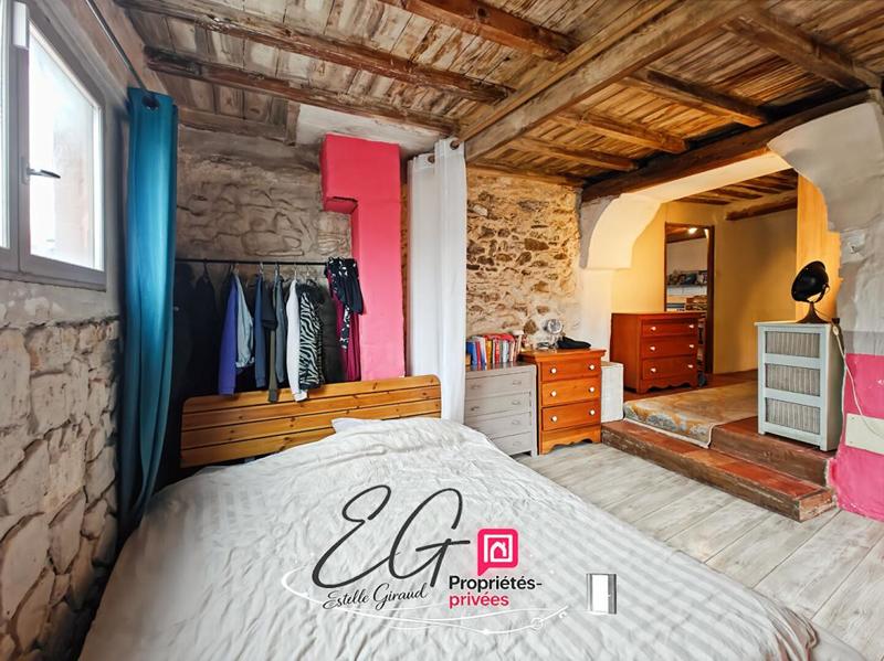 Maison - 101 m² - 4 pièces