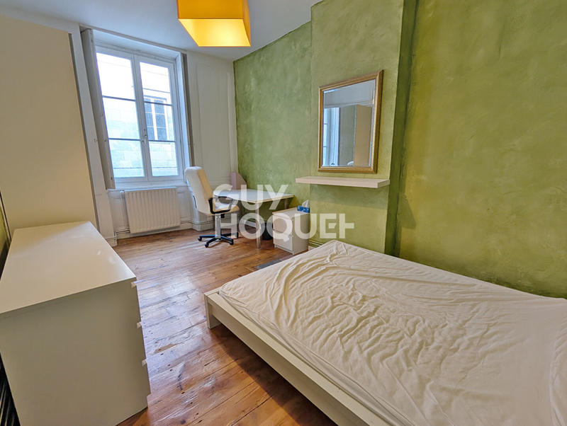 Chambre - 95 m² - 4 pièces