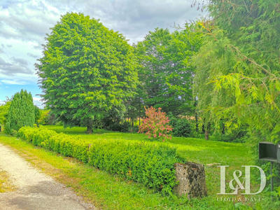 Maison - 265 m² - 7 pièces