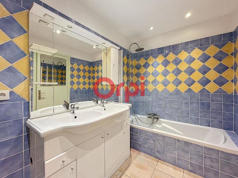 Appartement - 87 m² - 4 pièces