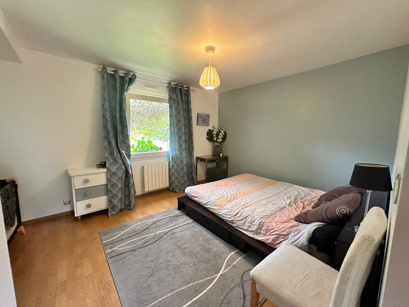 Maison - 205 m² - 6 pièces