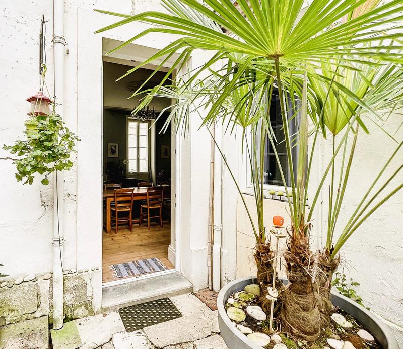 Maison ancienne - 200 m² - 8 pièces