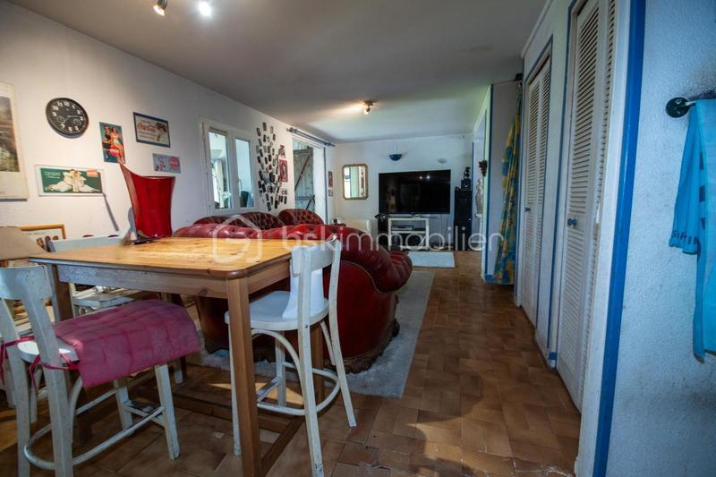 Maison - 193 m² - 8 pièces