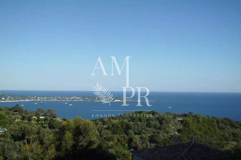 Villa - 187 m² - 6 pièces