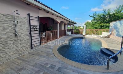 Maison - 163 m² - 6 pièces