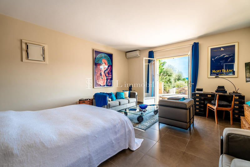 Villa - 314 m² - 6 pièces