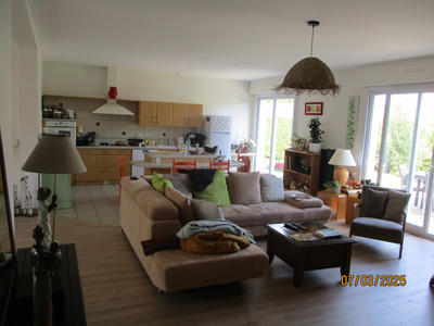 Maison - 175 m² - 6 pièces