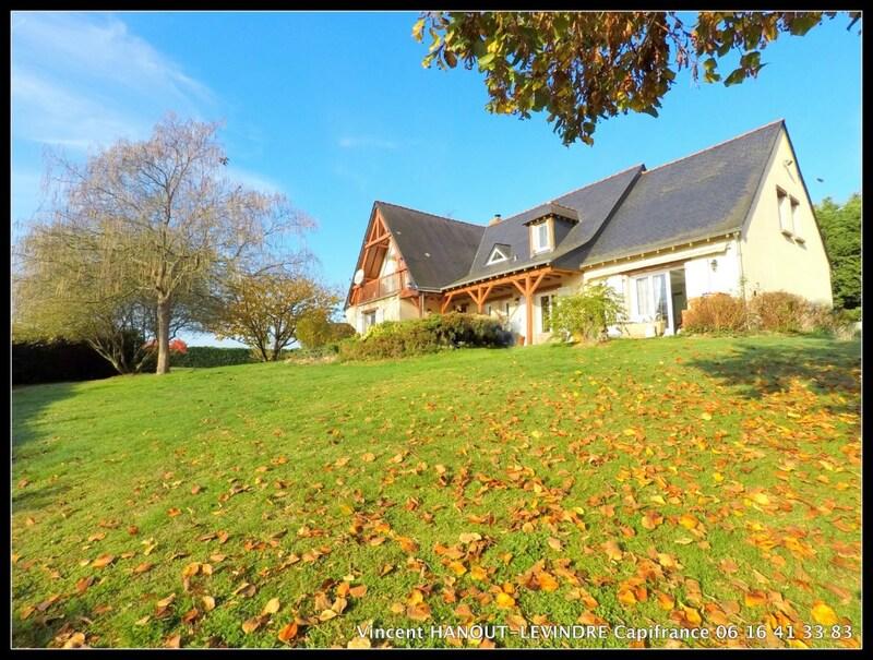 Maison - 267 m² - 10 pièces