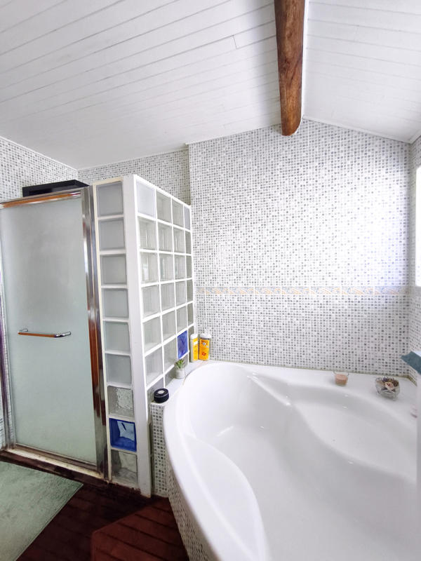 Maison - 181 m² - 7 pièces